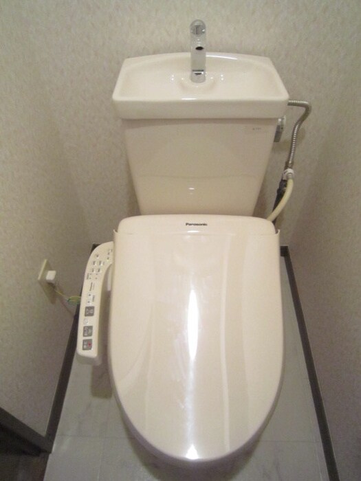 物件内観写真11　(トイレ)