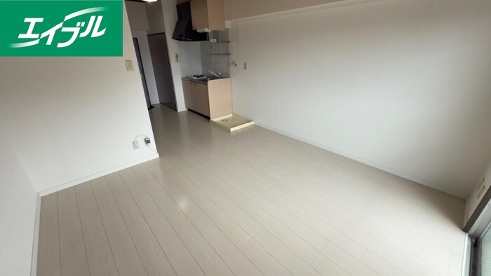 物件内観写真4　(居室)