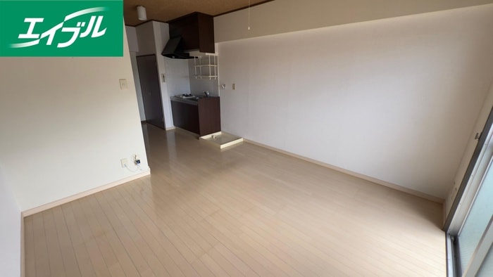 物件内観写真4　(居室)