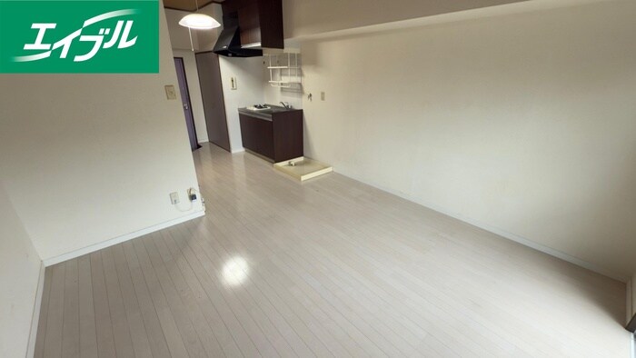 物件内観写真4　(居室)