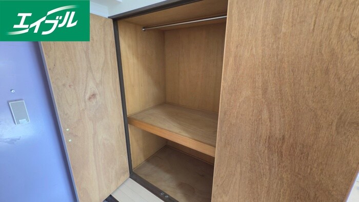 物件内観写真9　(収納)