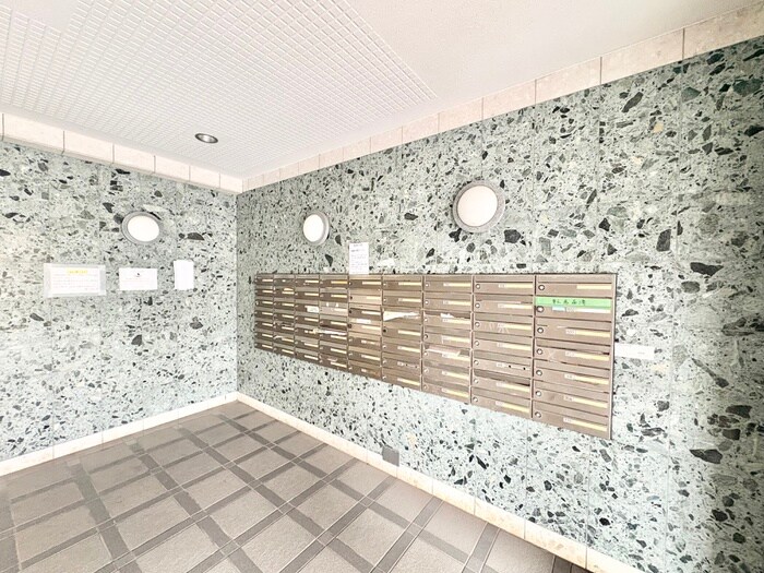 物件外観写真6　(建物設備)