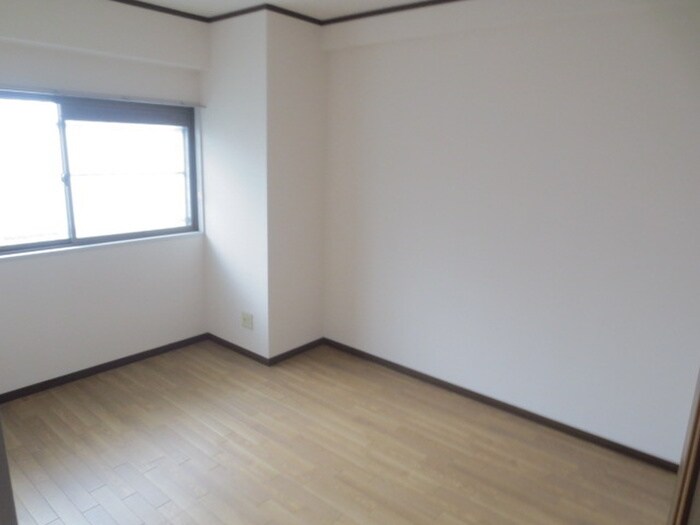 物件内観写真11　(居室)