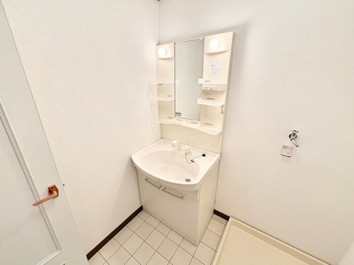 物件内観写真12　(洗面)