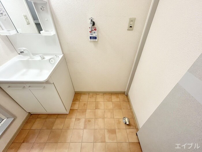 物件内観写真21　(洗濯機置場)