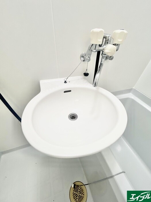 物件内観写真18　(洗面)