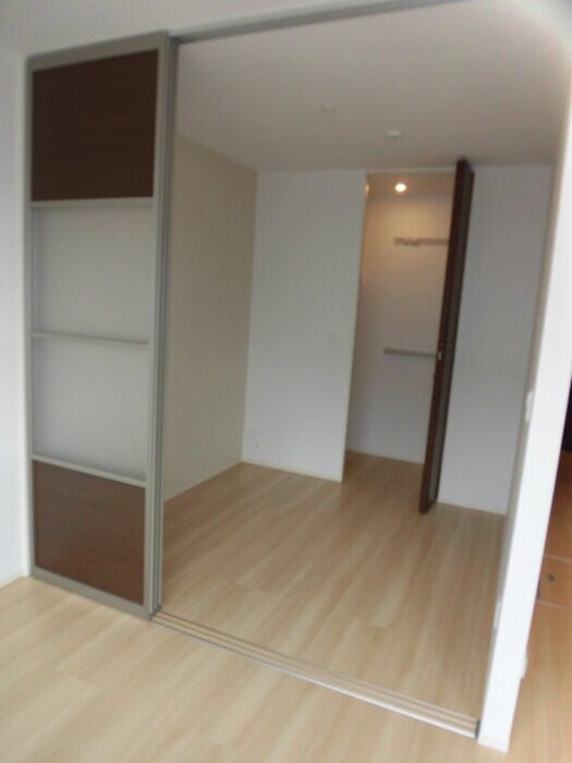 物件内観写真5　(居室)