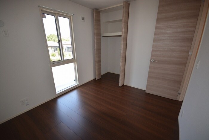 物件内観写真5　(居室)