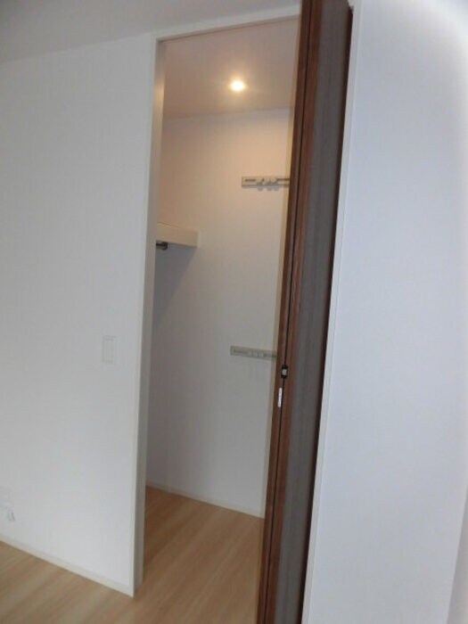 物件内観写真7　(収納)