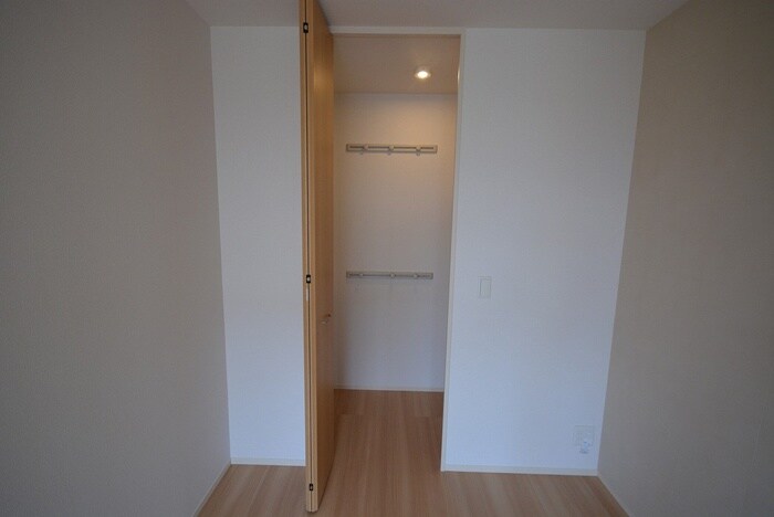 物件内観写真8　(収納)