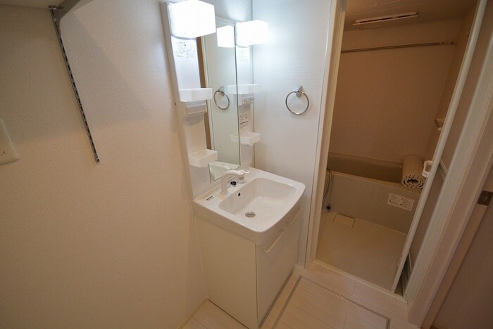 物件内観写真11　(洗面)