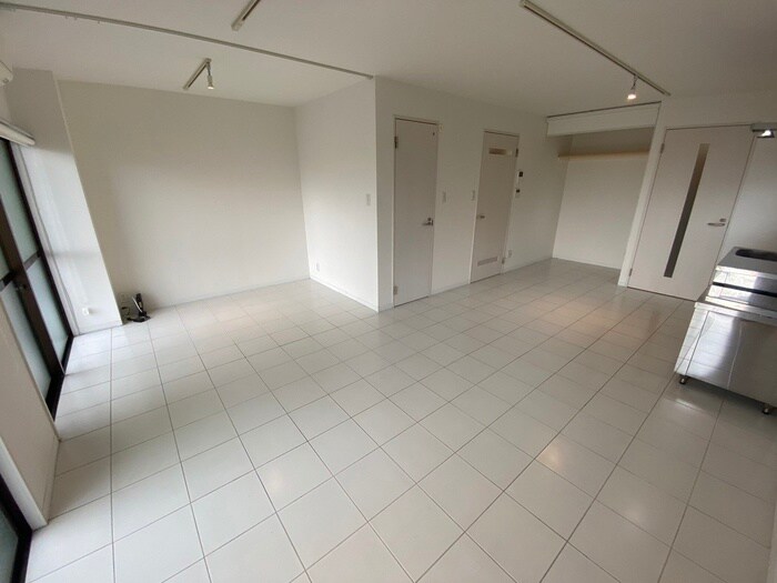 物件内観写真4　(居室)