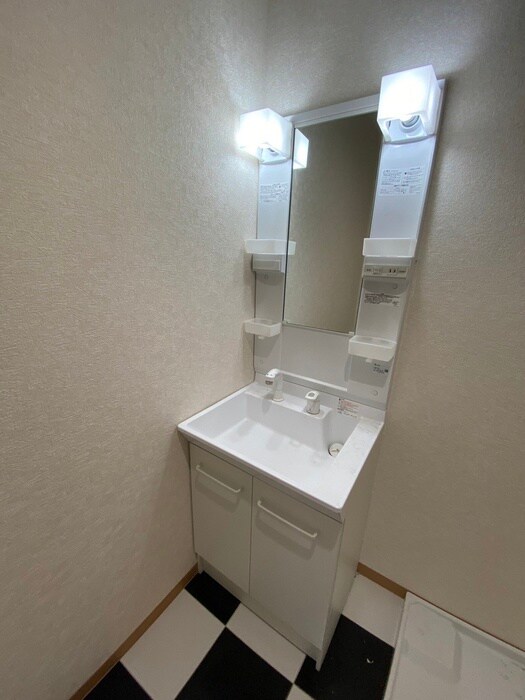 物件内観写真9　(洗面)