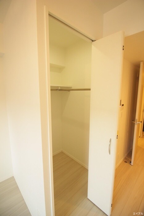 物件内観写真12　(収納)