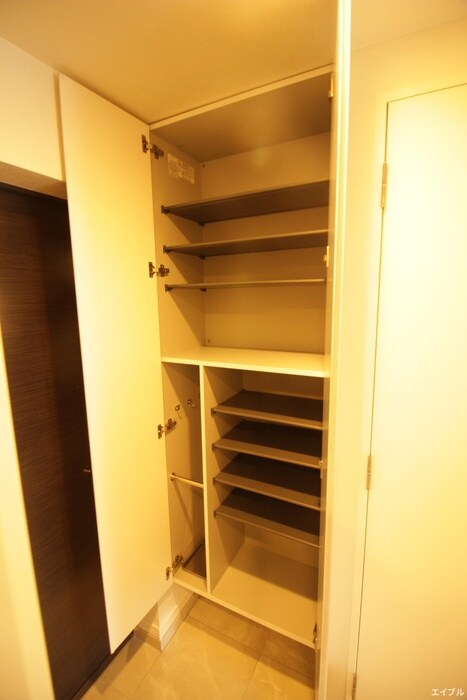 物件内観写真21　(靴箱)