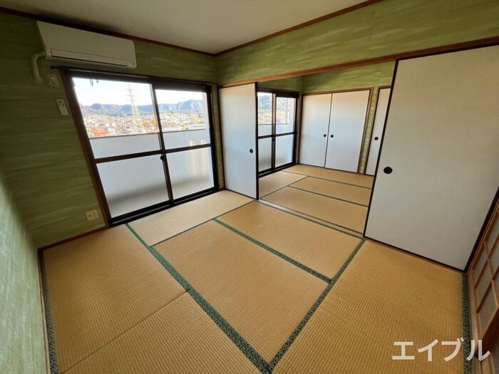 物件内観写真8　(居室)