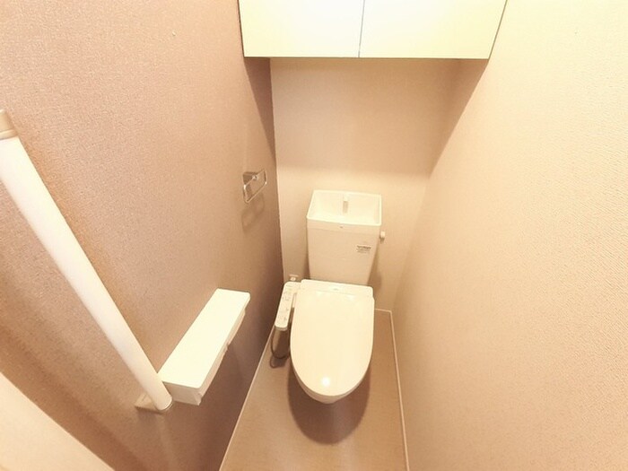 物件内観写真11　(トイレ)