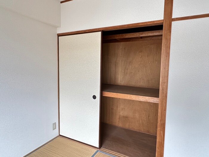 物件内観写真15　(収納)
