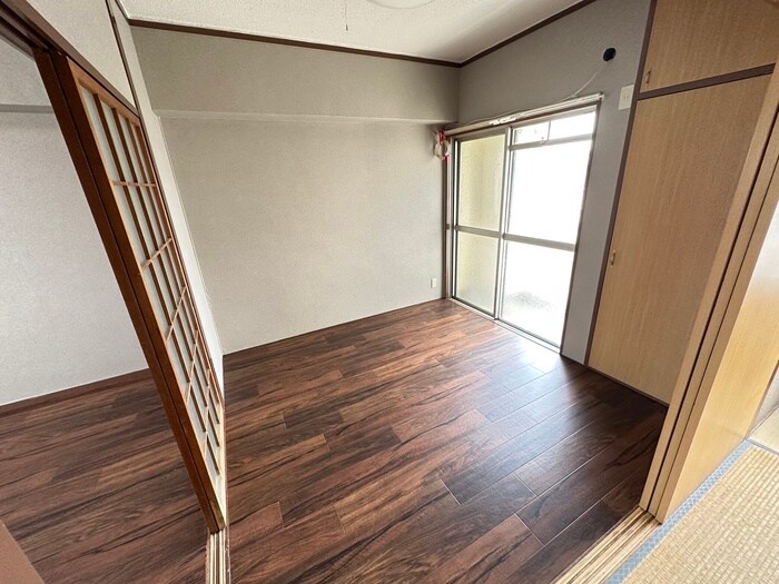 物件内観写真22　(居室)