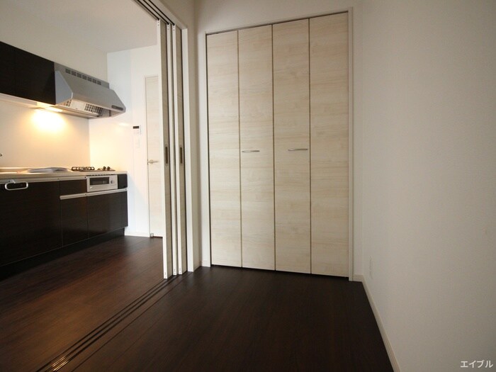 物件内観写真9　(居室)