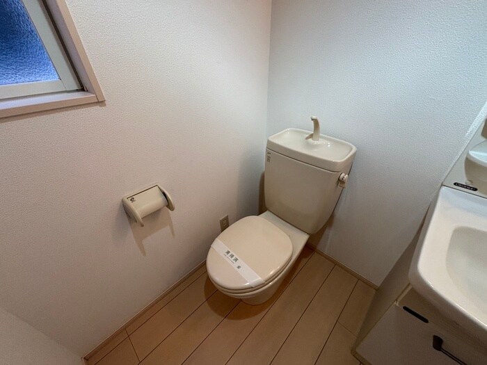 物件内観写真10　(トイレ)