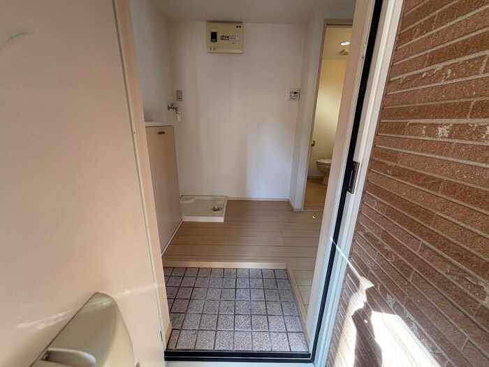 物件内観写真19　(玄関)