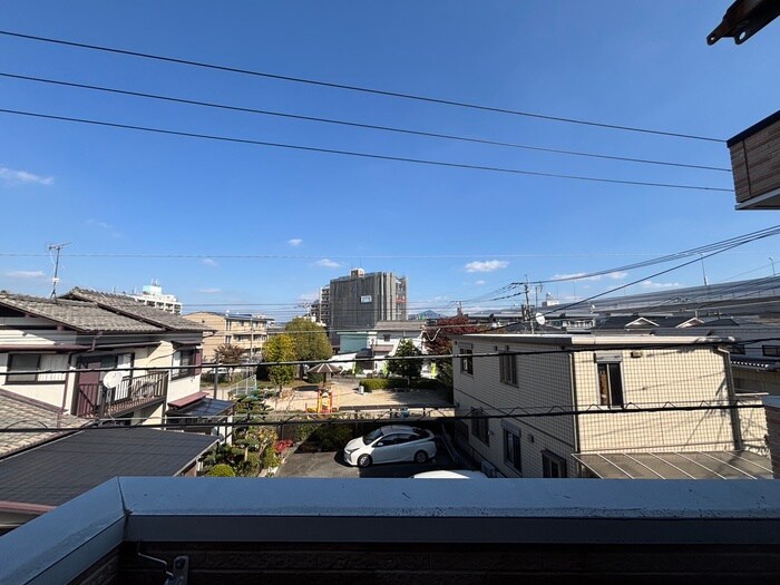 物件内観写真22　(室内からの展望)