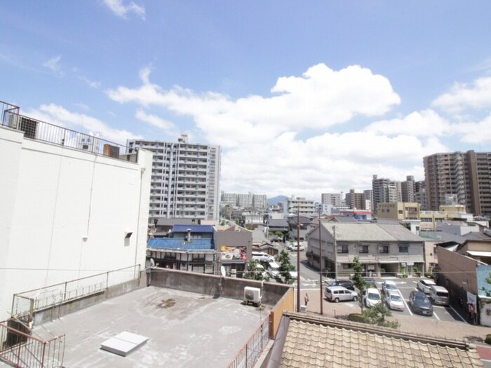 物件内観写真15　(室内からの展望)