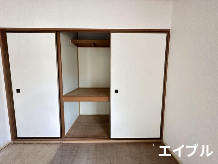 物件内観写真11　(収納)
