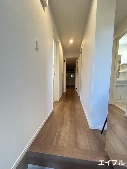 物件内観写真15　(玄関)