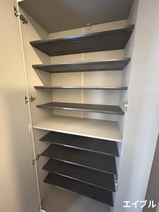 物件内観写真15　(靴箱)