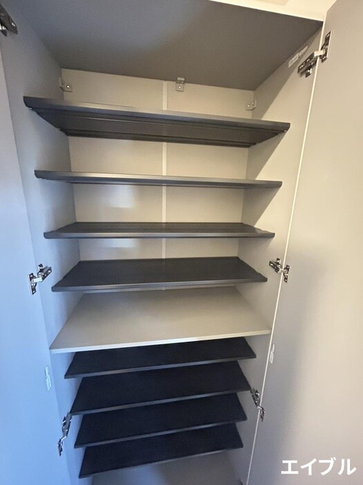 物件内観写真18　(靴箱)