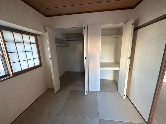 物件内観写真2　(居室)