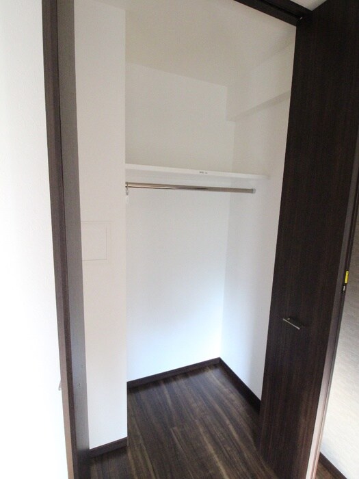 物件内観写真18　(収納)