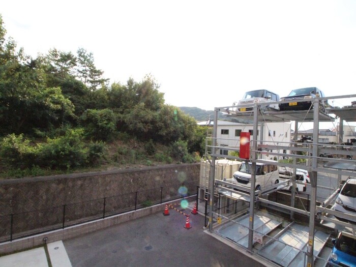 物件内観写真22　(室内からの展望)