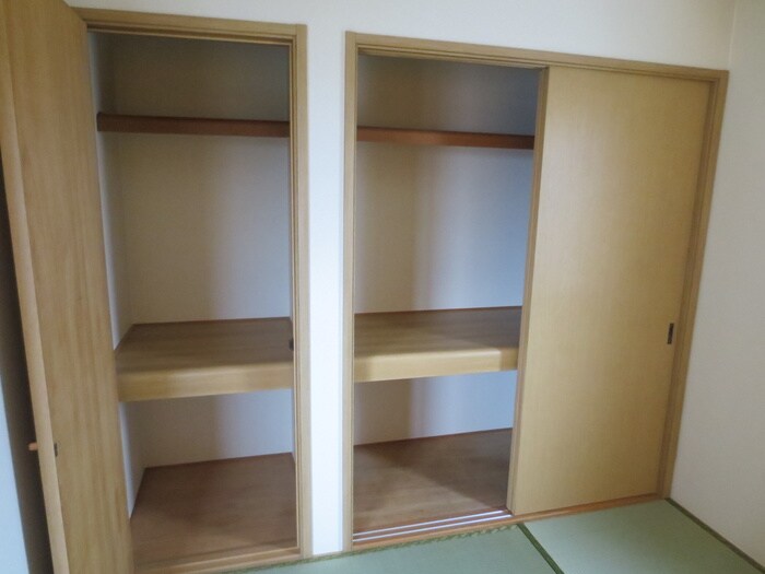 物件内観写真15　(収納)