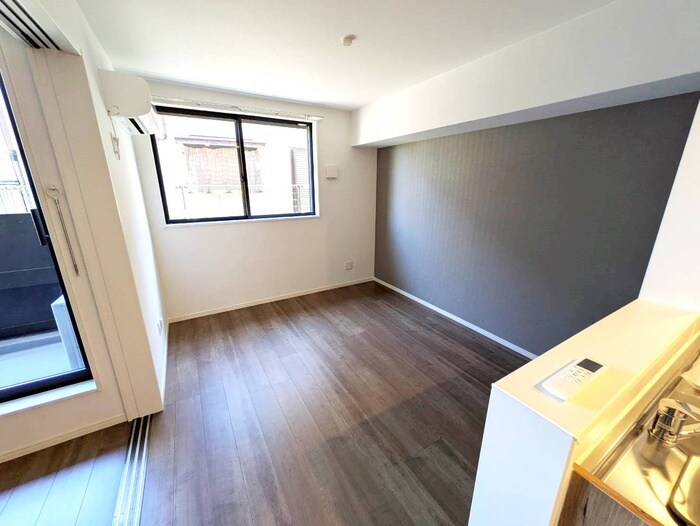 物件内観写真4　(居室)