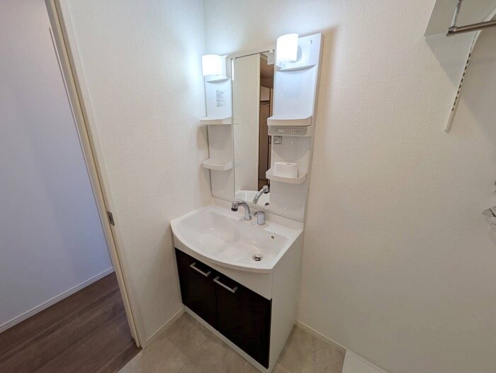 物件内観写真9　(洗面)