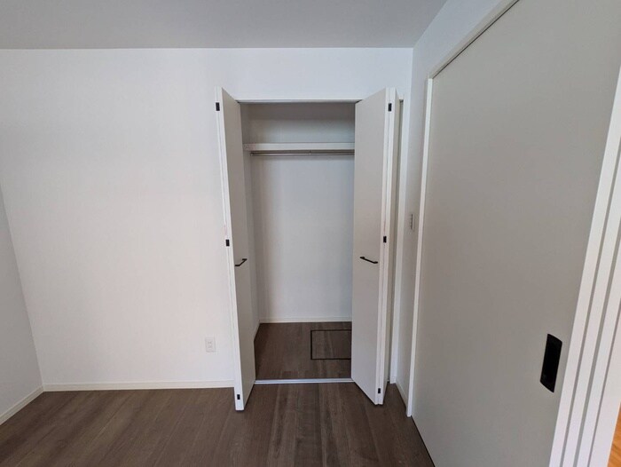 物件内観写真12　(収納)