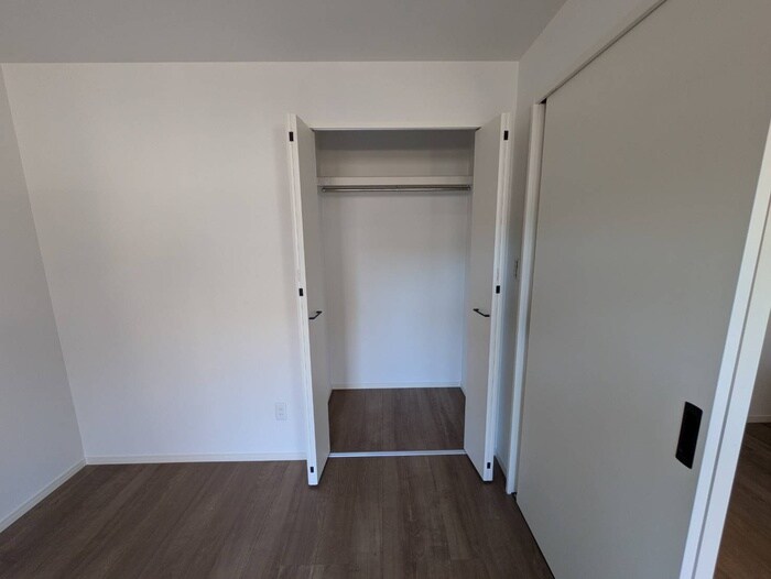 物件内観写真12　(収納)