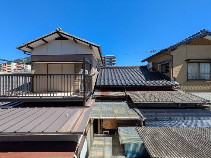 物件内観写真15　(室内からの展望)