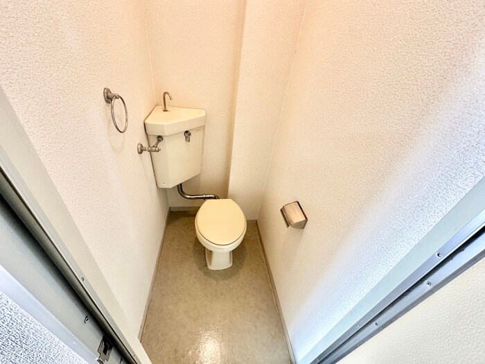 物件内観写真6　(トイレ)