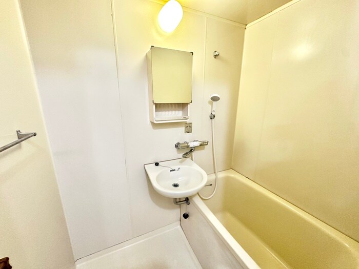 物件内観写真7　(洗面)