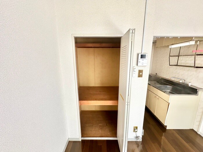 物件内観写真9　(収納)