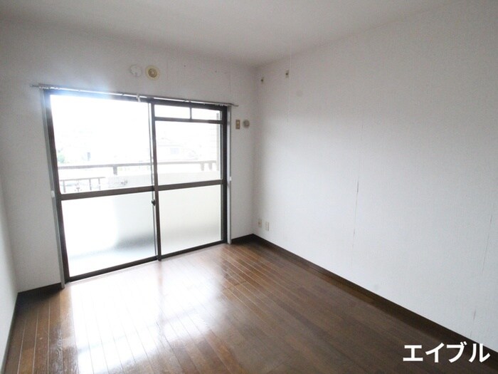 物件内観写真5　(居室)