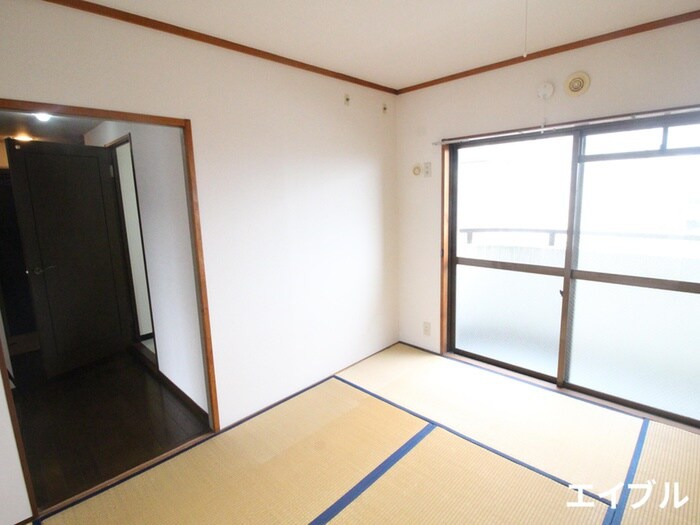 物件内観写真15　(居室)