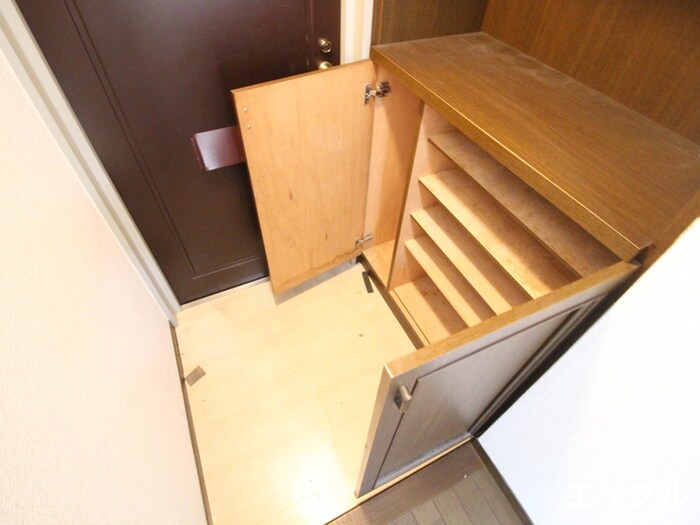 物件内観写真18　(靴箱)