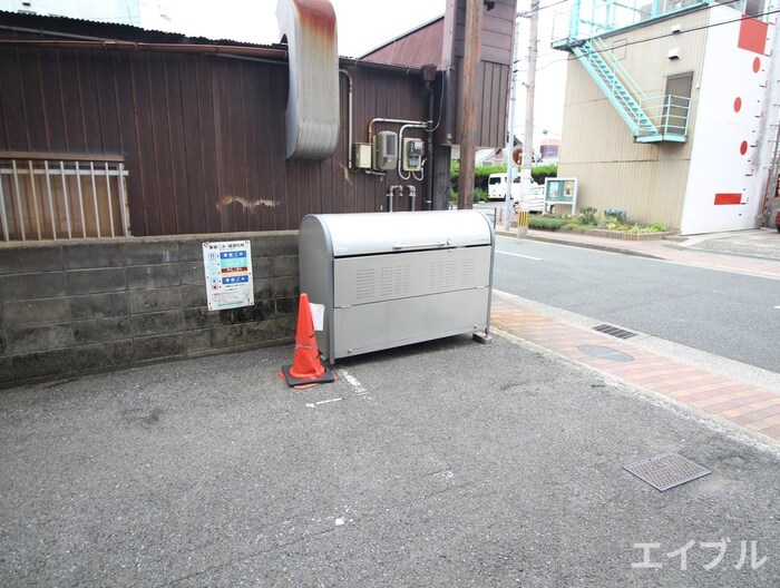 物件外観写真4　(建物設備)