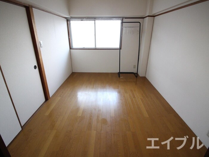 物件内観写真15　(居室)