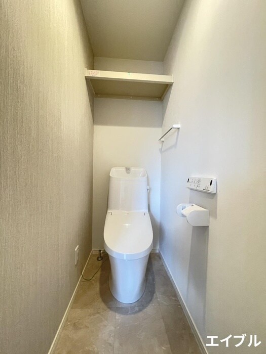 物件内観写真8　(トイレ)